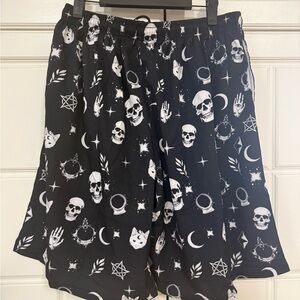 Black Skull Pattern Men Shorts